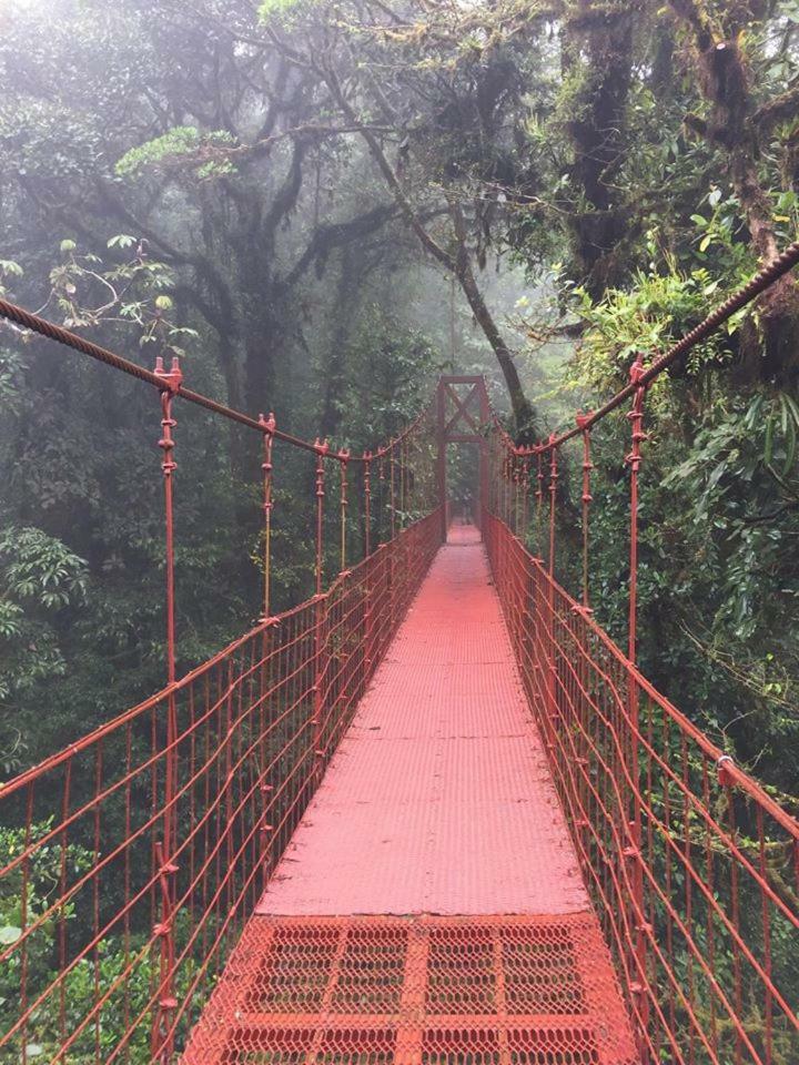 Hostel California Monteverde Zewnętrze zdjęcie